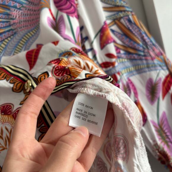 Rose & Olive Women’s Vibrant Scarf Printed Blouse Top Sz XL Pink Resort - Picture 7 of 10